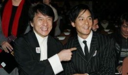 成龙房产爆料最新消息,揭秘明星豪宅背后的最新爆料