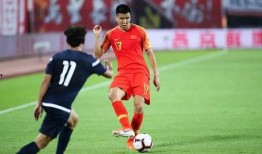 中国足球最新爆料人,最新爆料揭秘球员幕后人生